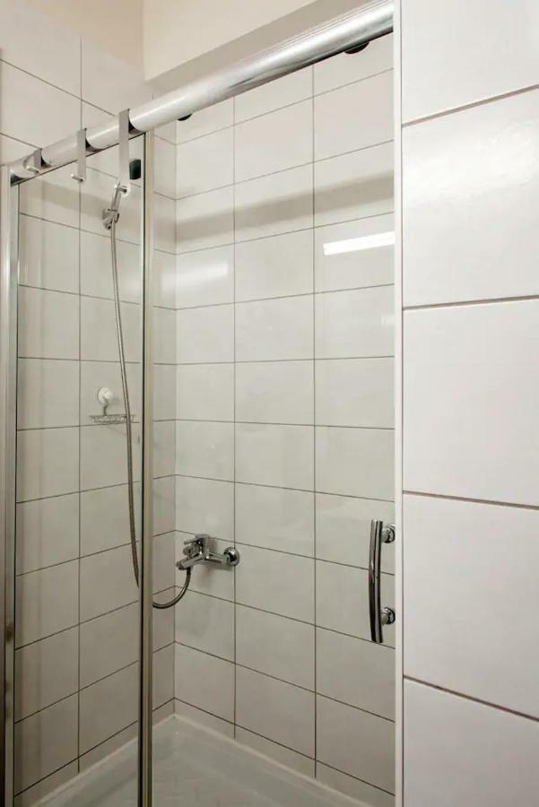 Stylish Boutique Condo كاندية المظهر الخارجي الصورة